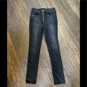 Women’s jeans